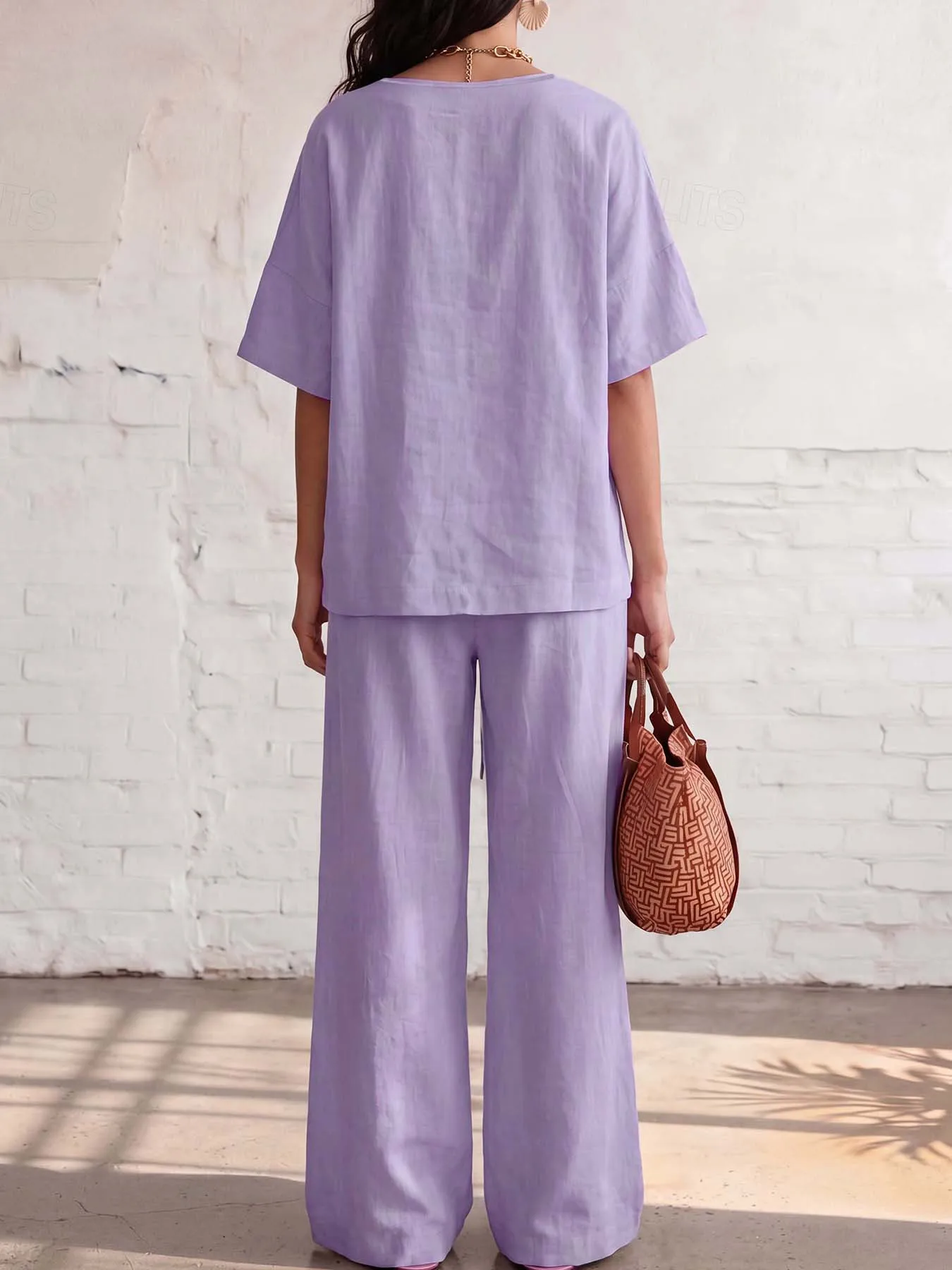 Asymmetrisches Oberteil aus 100 % Baumwolle für Damen mit Holzknöpfen und weit geschnittene Hose mit elastischem Bund und fließendem Schnitt – Lässiges Pendler-Set – Detail 7