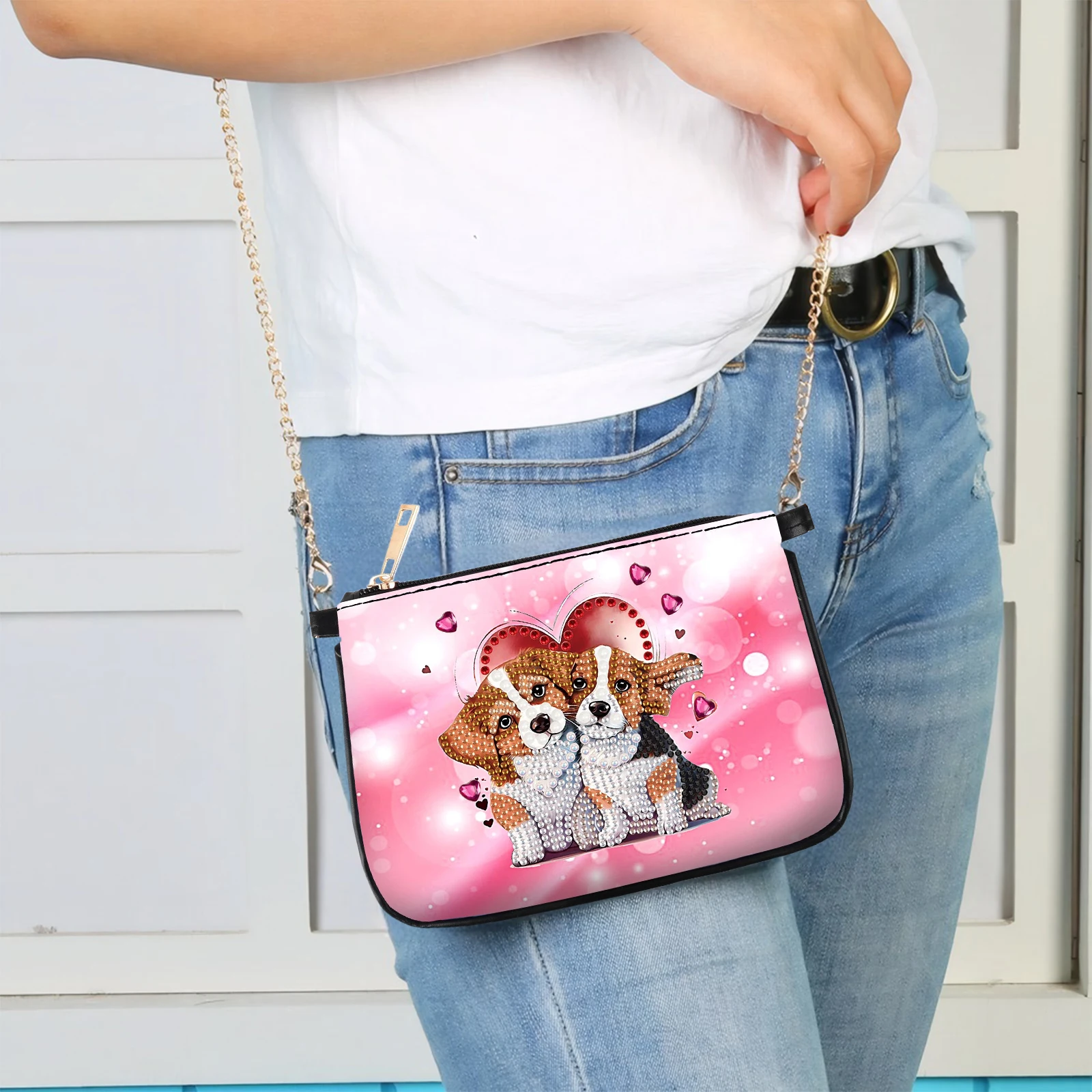 

Специальная форма, бабочка, алмазная живопись, клатч, сумка на плечо со стразами, ручная работа, художественное ремесло, косметичка для художественных промыслов