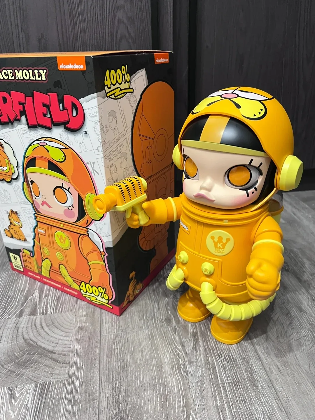 POPMART MEGA Collection SPACE Molly 400% Garfield Collaboration A Variety of Cute Decorative Items As A Collection Gift in Stock