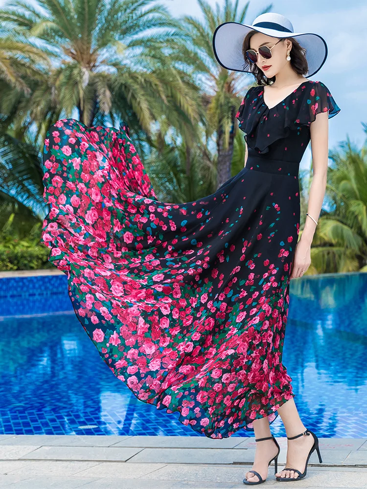 Waist closing Chiffon large swing dress 2022 new summer women's floral long skirt looks thin and long skirt beach skirt