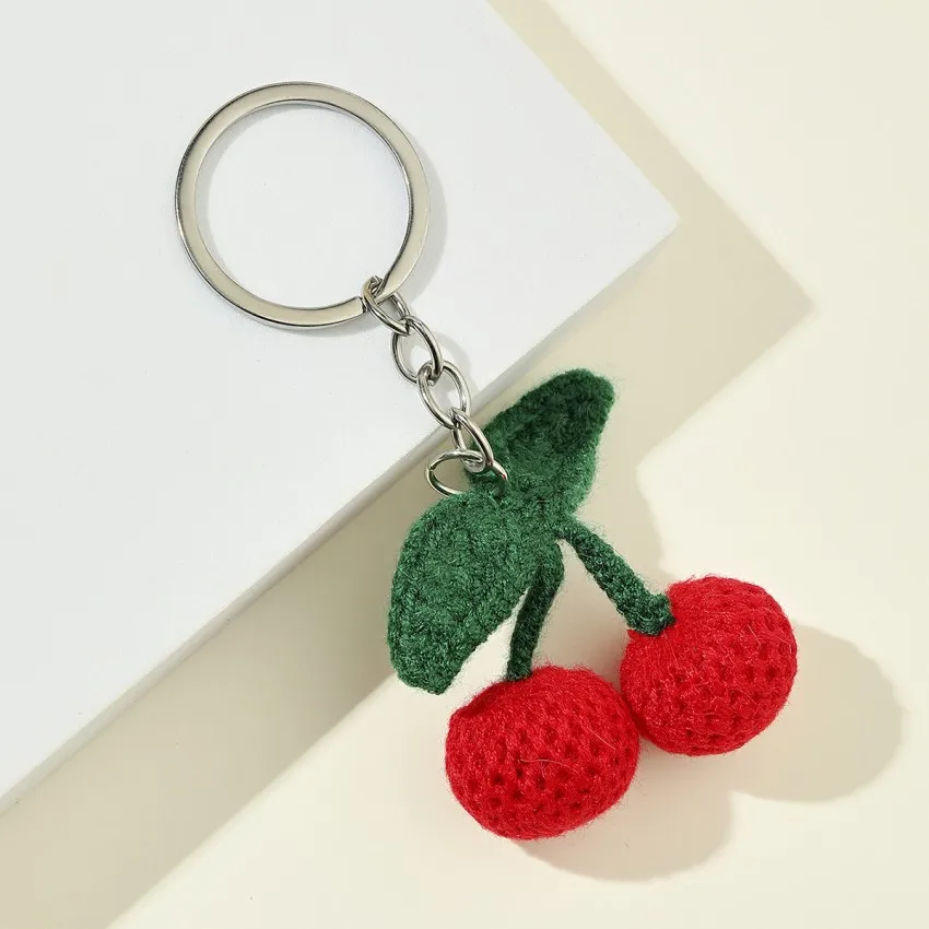 Nuevo lindo llavero de cereza de punto accesorios colgantes para coche móvil llavero regalo de fiesta al por mayor