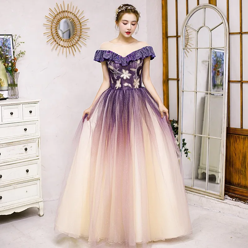   Lila glänzende Quinceanera-Kleider, klassisch, gerüscht, schulterfrei, Puffkleid für Abschlussball, elegant, exquisit, Vestido Baile, individuell gestaltet