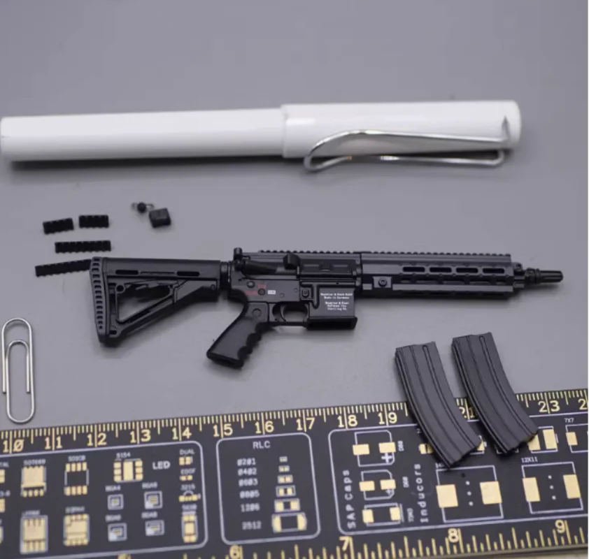 

ES 26045A Легкая и простая модель солдата HK416 в масштабе 1/6