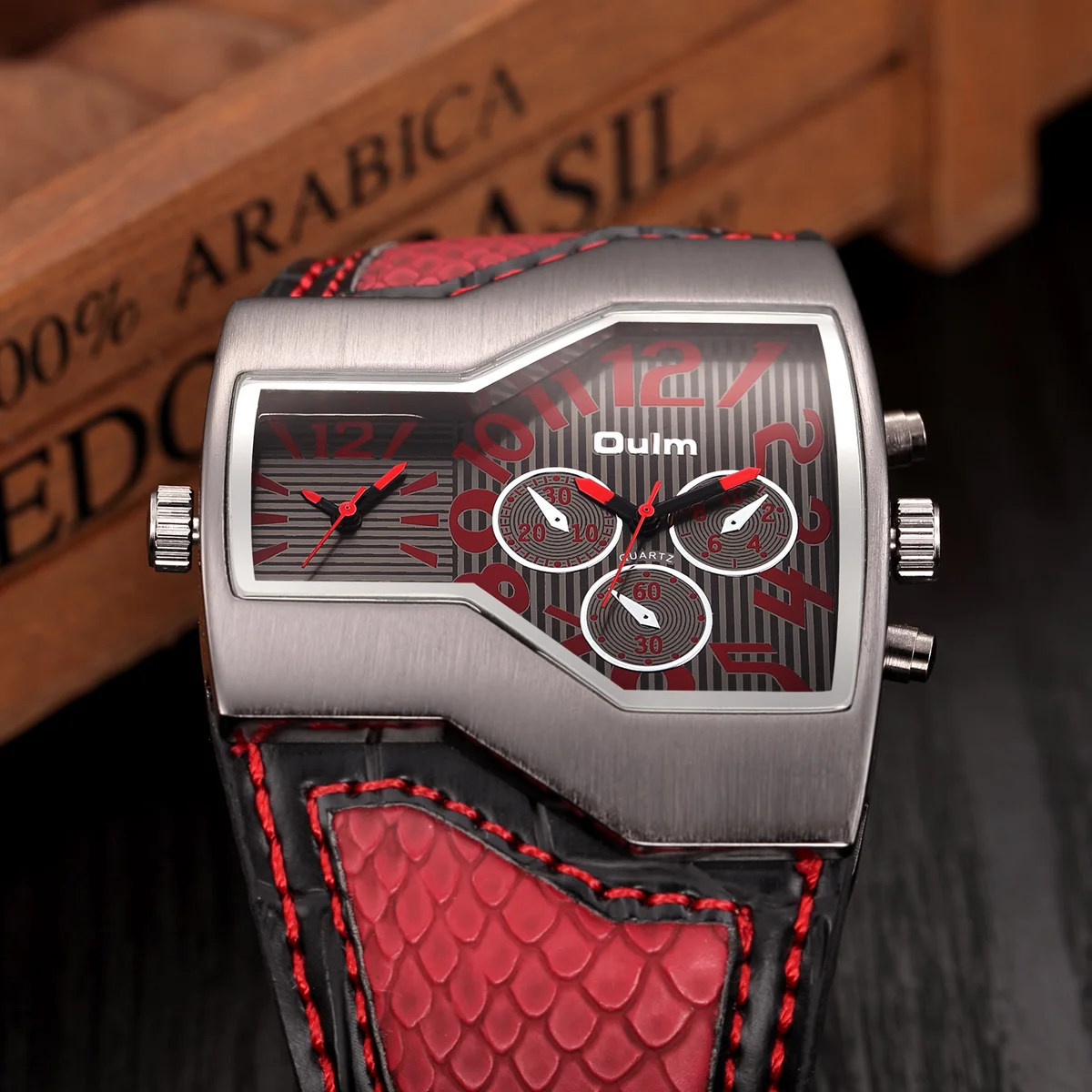

Oulm Unique Design Male Sport Watch Leather Strap Wristwatch 1220 Men's Watches Two Time Zone Big Size Quartz Clock