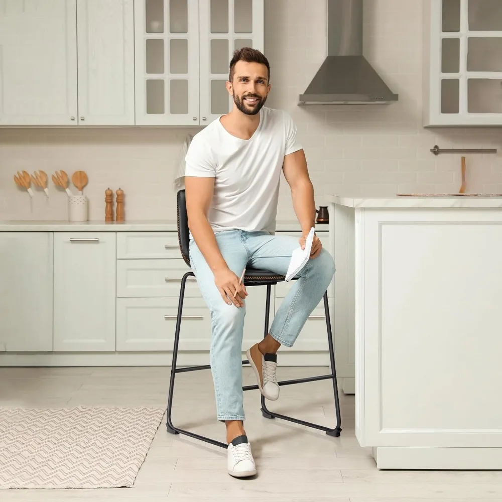 Faux Leather High Barstools, Counter Altura Bar Stools, Costas e Perna de Metal, Conjunto de 4, Moderno, 26 polegadas