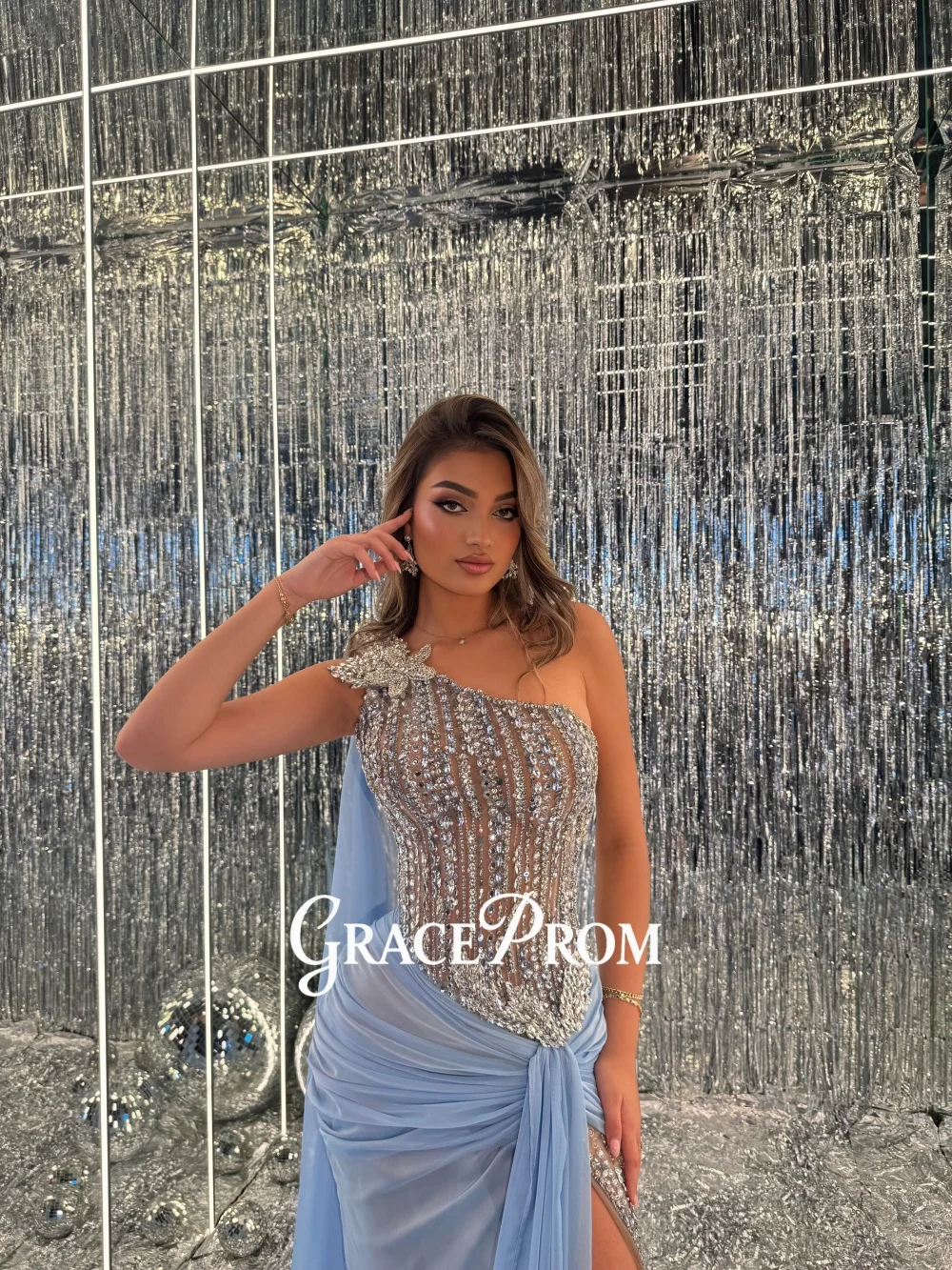 GraceProm Glamorous One-Shoulder Evening Dress 2026 High-Slit Carpet Gown Fashion A-line Floor-Length Party Gown فساتين س