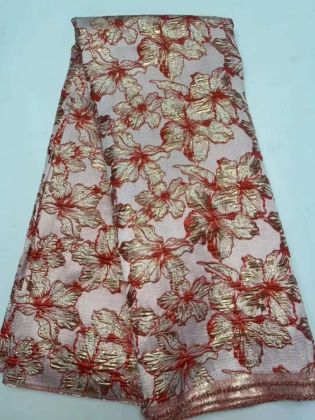 شعبية تصميم الأفريقي الجاكار أقمشة الدانتيل مذهب الدانتيل الفرنسي النسيج النيجيري الديباج أقمشة الدانتيل لفستان حفل الزفاف