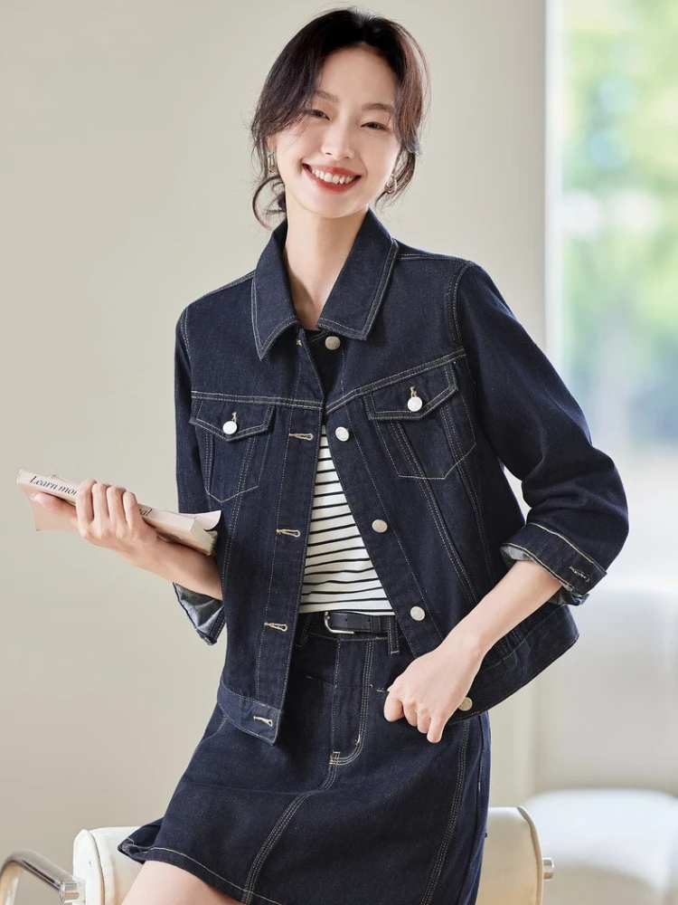 

SENTUBILA Denim Jackets Woman Vintage Loose Turn-down Collar Women's Autumn 2025 New Button Long Sleeve Female Coats W53WD1701