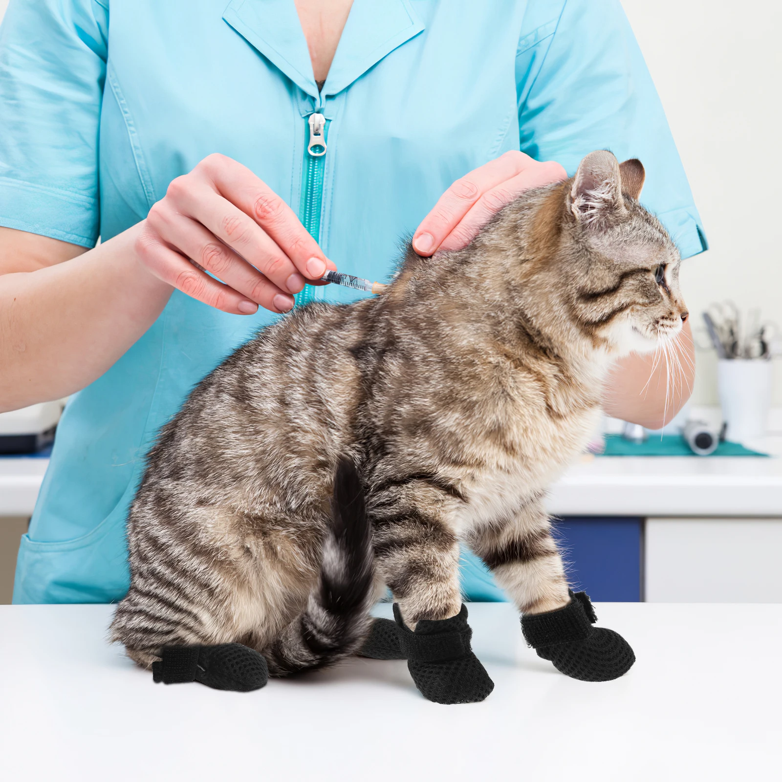 

4Pcs Adjustable Cat Shoes Anti-Scratch Paw Protector Cat Claw Covers For Feeding Medicine