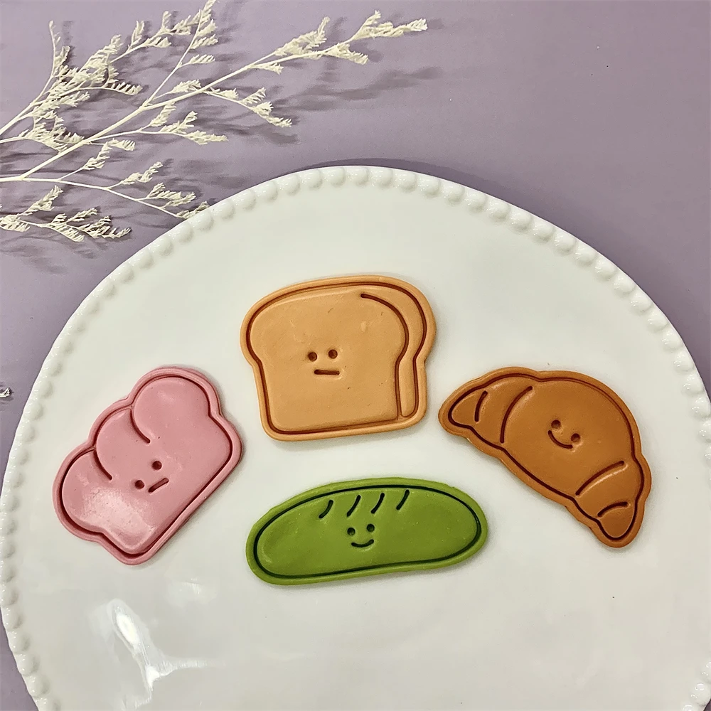 Bear Bread Expression Cookie Cutters 3D Plastic Biscuit Mold Cookie Stamp DIY Fondant Cake Mould Kitchen Baking Pastry Bakeware