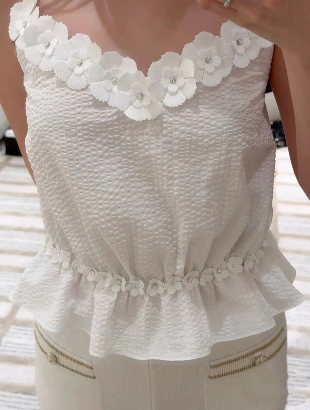 

100% Cotton Luxury 3D Flower Thin Strap Camisole Women Elegant Loose Sleeveless Summer Breathable Soft Blouse