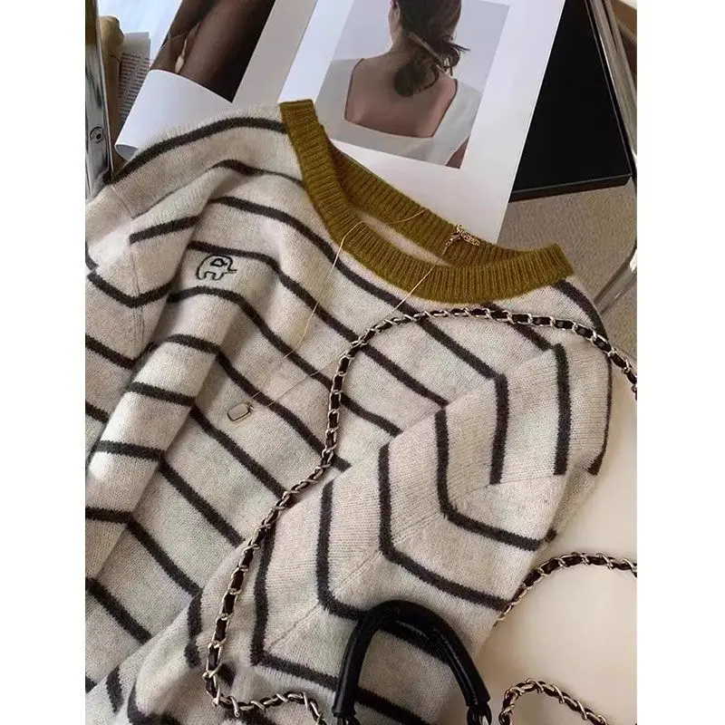 Pull confortable rayé pour femmes, nouveau pull épais à manches longues et col rond, décontracté, ample, assorti avec tout, automne et hiver
