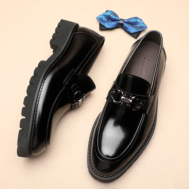 New Business Formal Men\'s Shoes British Casual Thick Soled Leather Slip-on Shoe Fashion Wedding Shoes