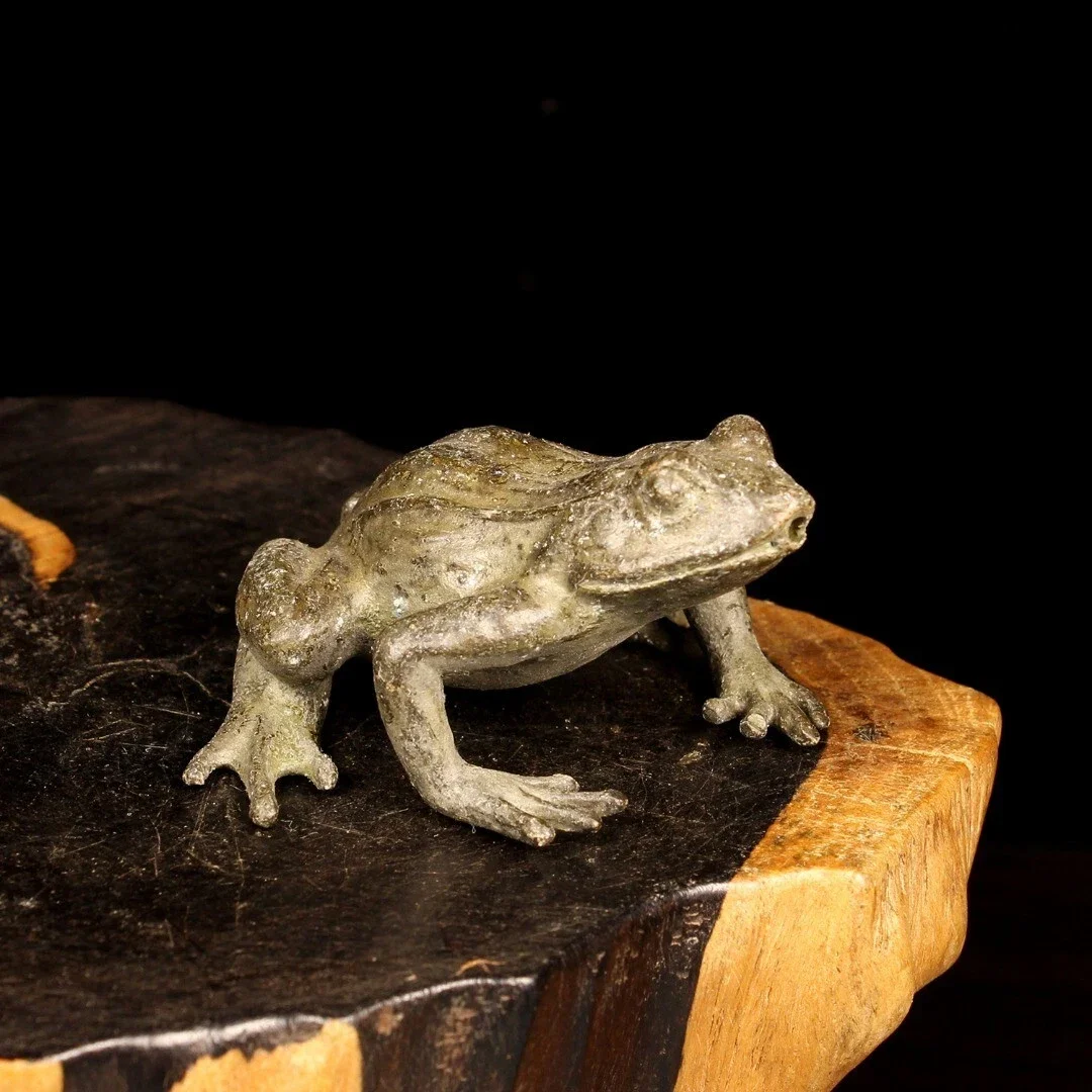 Vintage Solid Brass Frog Figurine Antique Bronze Animal Statue Mini Desktop Tea Pet Ornament Home Decor Collectible Gift