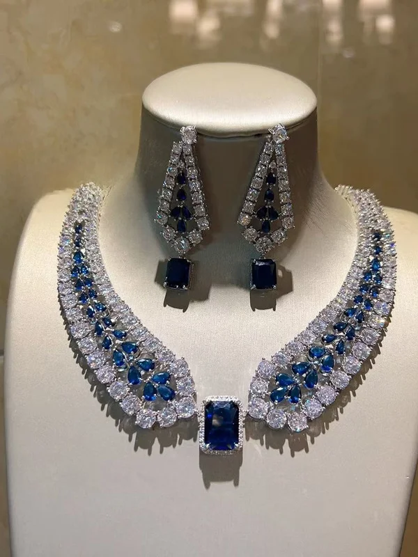set-di-gioielli-in-zaffiro-e-diamanti-per-donne-orecchini-eleganti-per-cene-matrimoni-e-cerimonie-accessori-di-alta-classe
