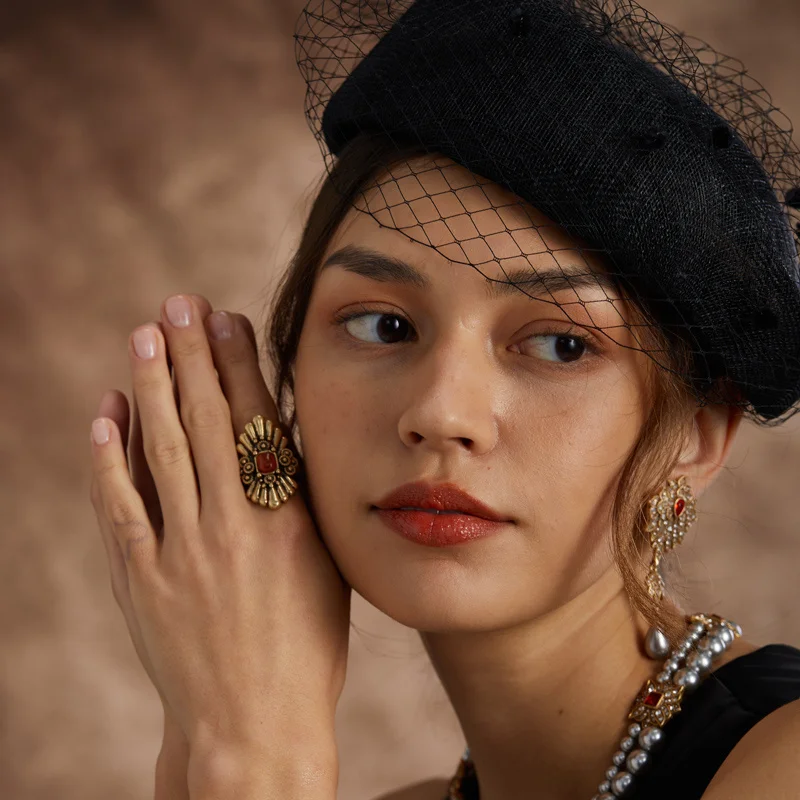 

Vintage Red Wing Rings For Woman Stone Natural Carving Feathers Antique Gold Color Adjustable Accessories Luxury Brand Jewelry