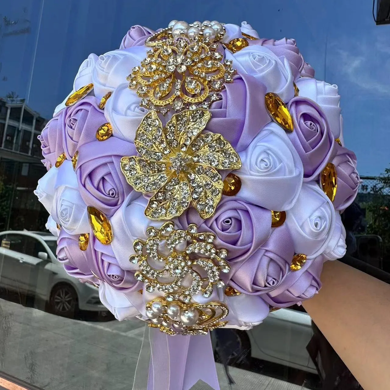 Hot Selling Bridal And Bridesmaid Bouquets Exquisite Rhinestones Silk Roses And Pearls Handmade Sisters Wedding Bouquets