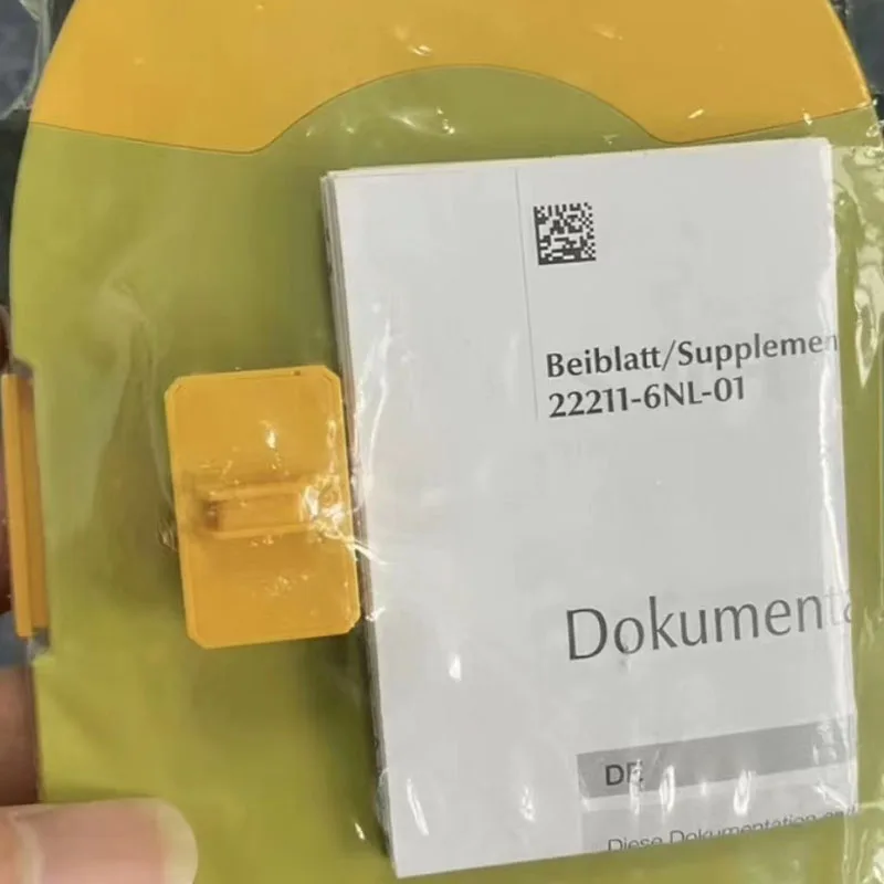 Original New Pilz 751107 PNOZ S7 C 24VDC 4n/o 1n/c Safety Relay in Stock