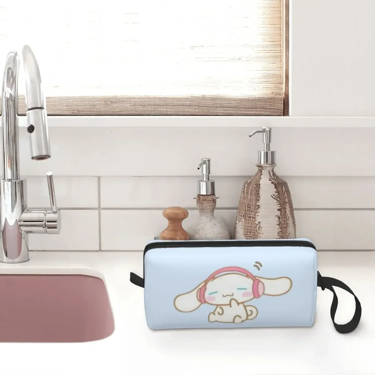 Cute Cinnamon Roll Bunny Makeup Bags Cinnamoroll Women Cosmetic Bag Trend Travel Makeup Organizer Case