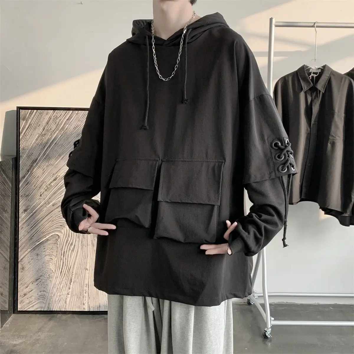 Spring Men Streetwear Pocket Cargo Hooded Hoodies Mens Korean Harajuku Stitched Sleeves Sweatshirts Male Hip Hop Clothing