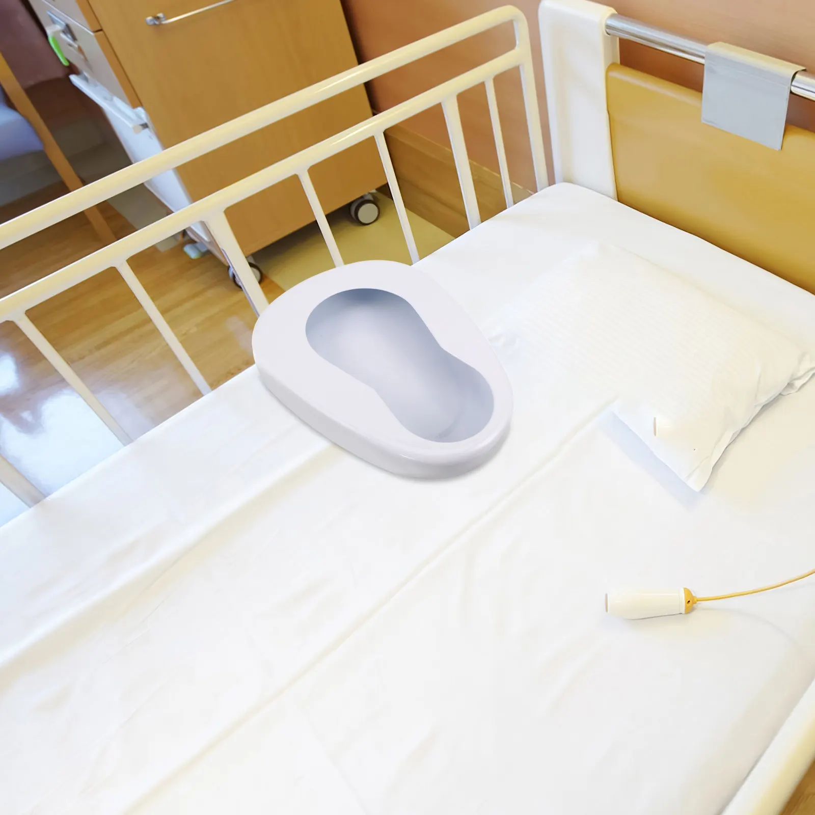 Metal Bedpan Bedridden Elderly Women Men Portable Spillproof Lightweight Bed Pan for Home Hospital Patient Care