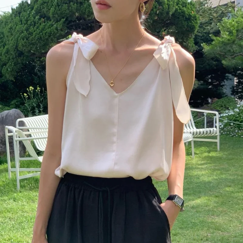 

Chic Summer Women's Loose Fit V-ne irt with Bow Tie Design Breathable Vest Korean Sle Casual Top for Young Adults