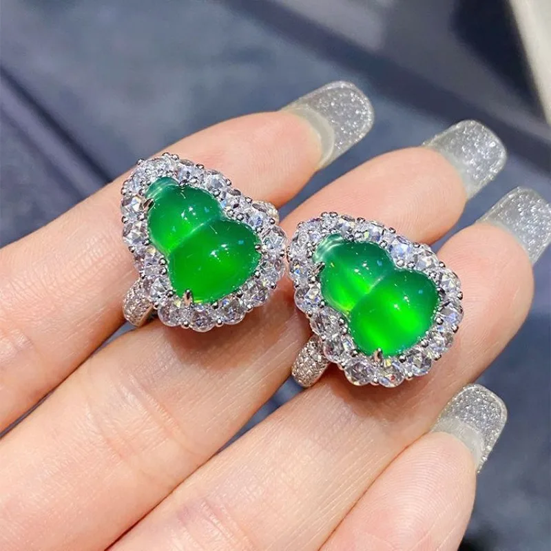 

Silver plated inlaid green chalcedony gourd women's ring, green agate jade new women's jewelry gift