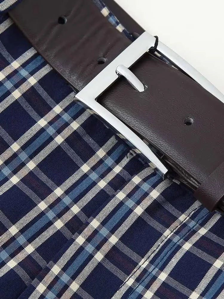 Nuovi arrivi invernali in stile europeo e americano, gonna midi scozzese a vita media da donna casual alla moda e alla moda con cintura