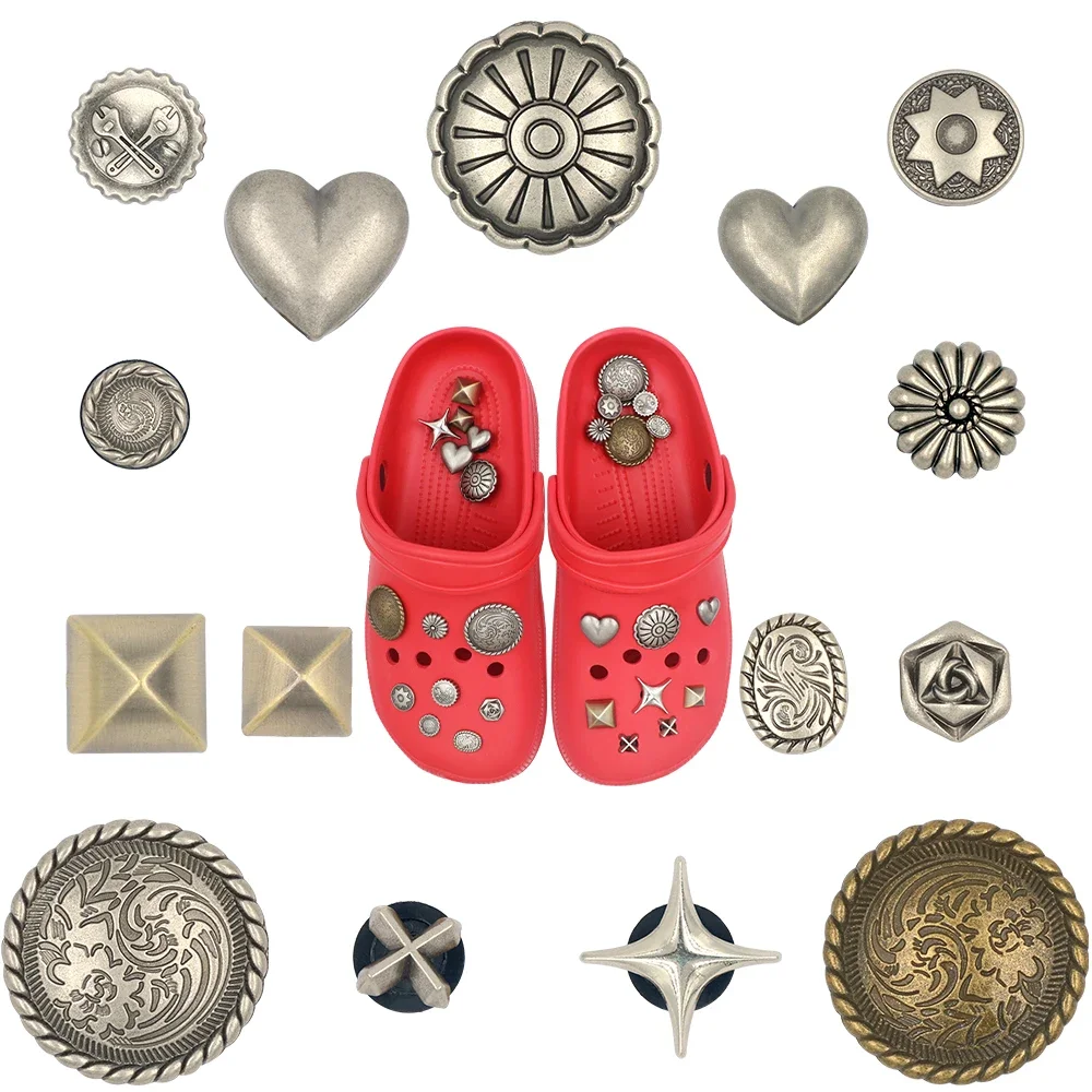 Shoe 크록스 지비츠 참 Accessories Decorations Flower Patterned Disc Star Heart Shape Pumpkin Metal Sandals Ornament Infantil Kids Gift