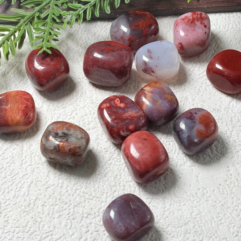 Natural Polished Red Blood Vein Agate Tumbled Palm Stone Crystal Decor for Home Office Popular Holiday Gift for Collectors