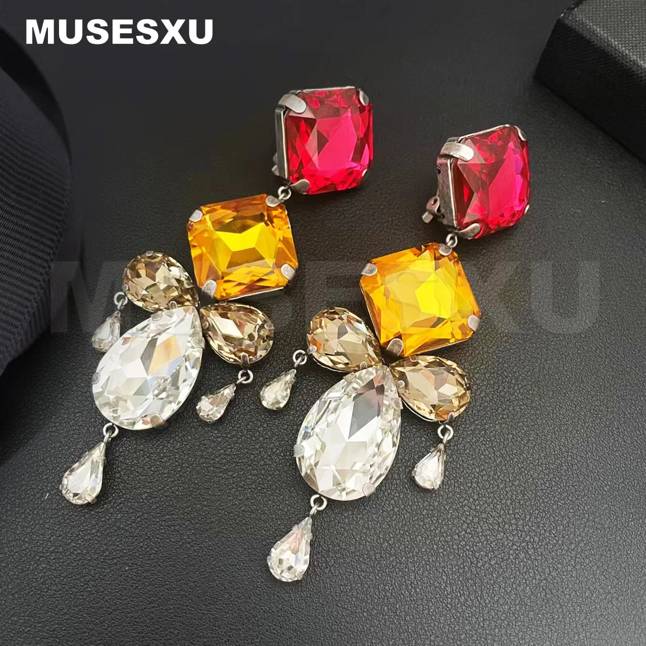 

Jewelry & Accessories Luxury Brand Colorful Crystal Flower Pendant Exaggerated Ear Clip Earrings For Woman's Party Gifts