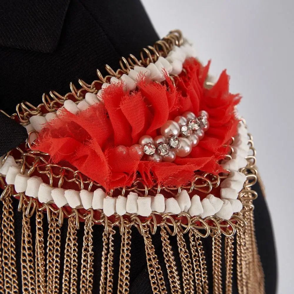 Retro Pearls Pearls Tassel Epaulet Pin Breastpin Tassel Chain Shoulder Board Badge Cool Shoulder Brooches Western-style clothes