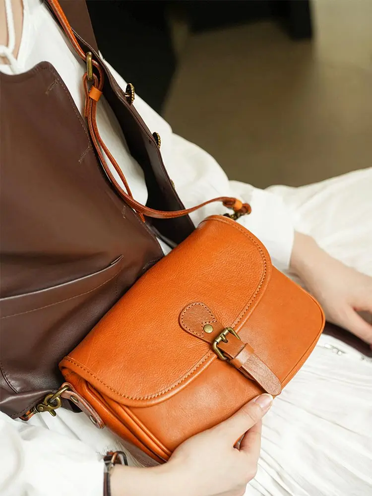 

Textured commuter leather retro small square bag messenger bag women's handmade vegetable tanned cowhide shoulder bag ins trend