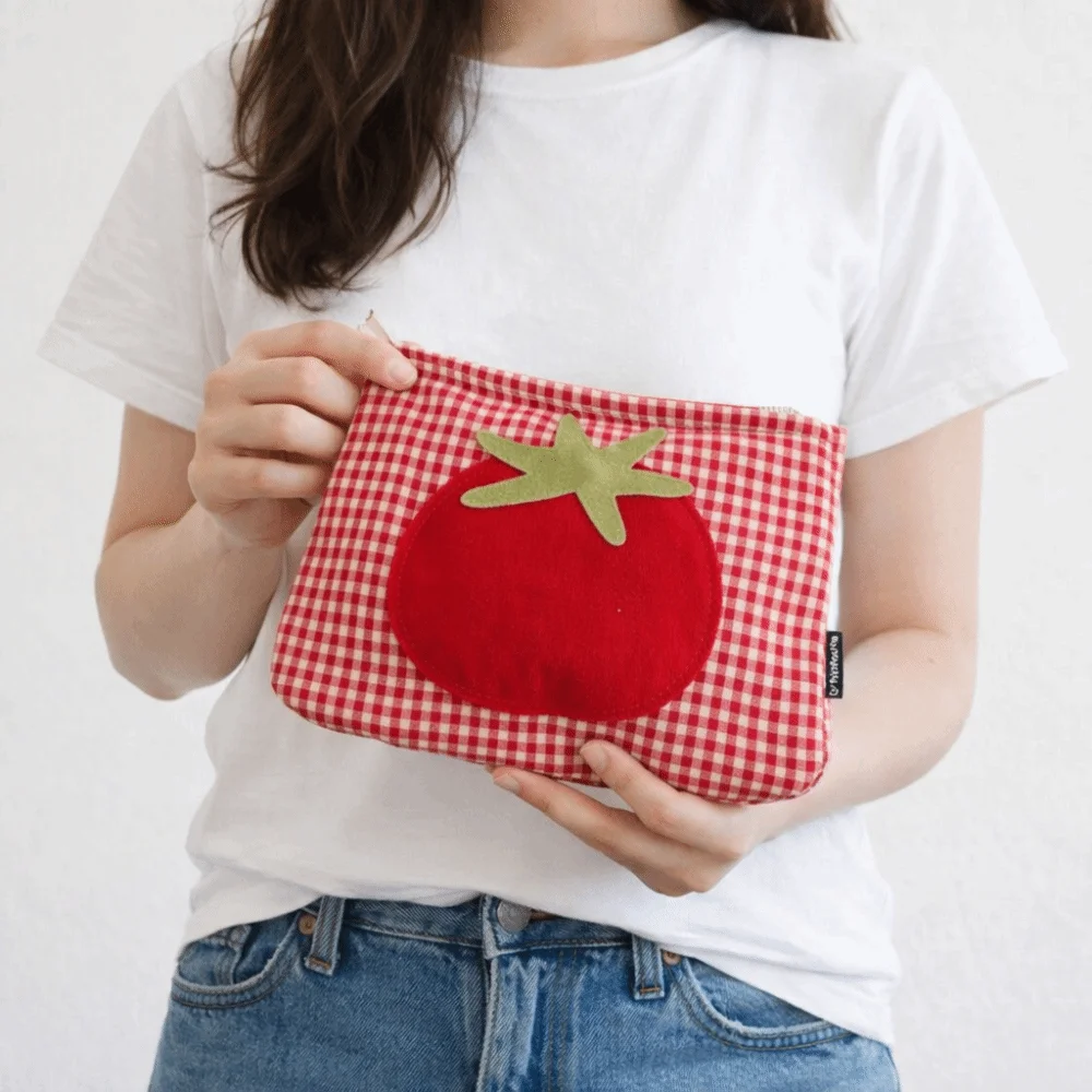 Cute Large Capacity Grid Cosmetic Bag Tomato Red Women Toiletry Bag Cosmetic Case Korean Style Makeup Bag Travel Essential