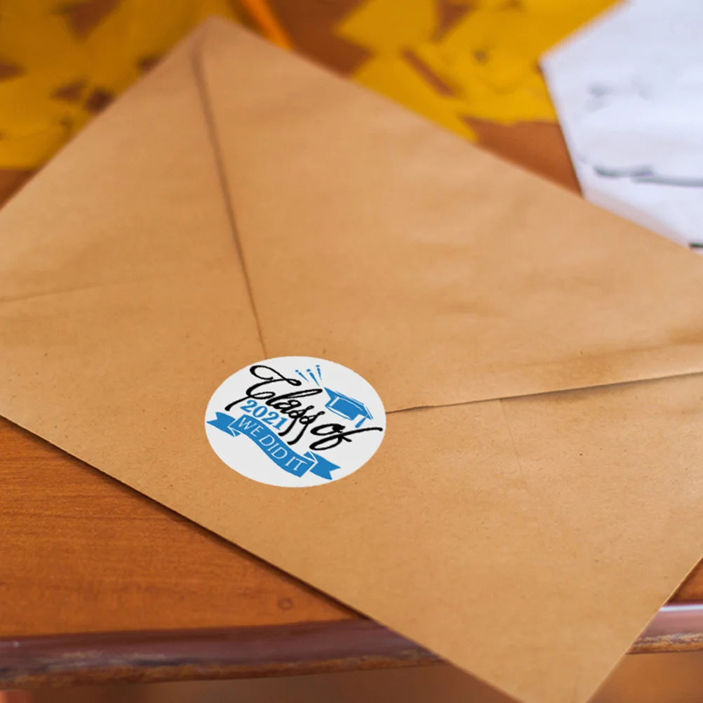 

500 шт. наклейки на выпускной тематику, рулон креативных многофункциональных бумажных этикеток для украшения подарочной упаковки, уплотнительные сумки для одежды