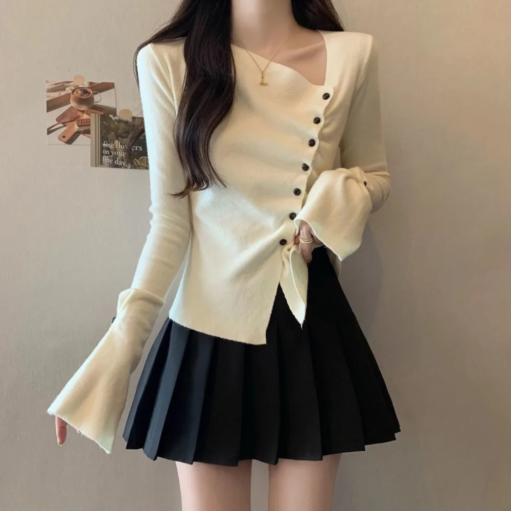 

Large Size Fashionable Knitted Sweater Versatile Temperament Long Sleeved Western-style Waist Cinching Slimming Bottom Shirt Top