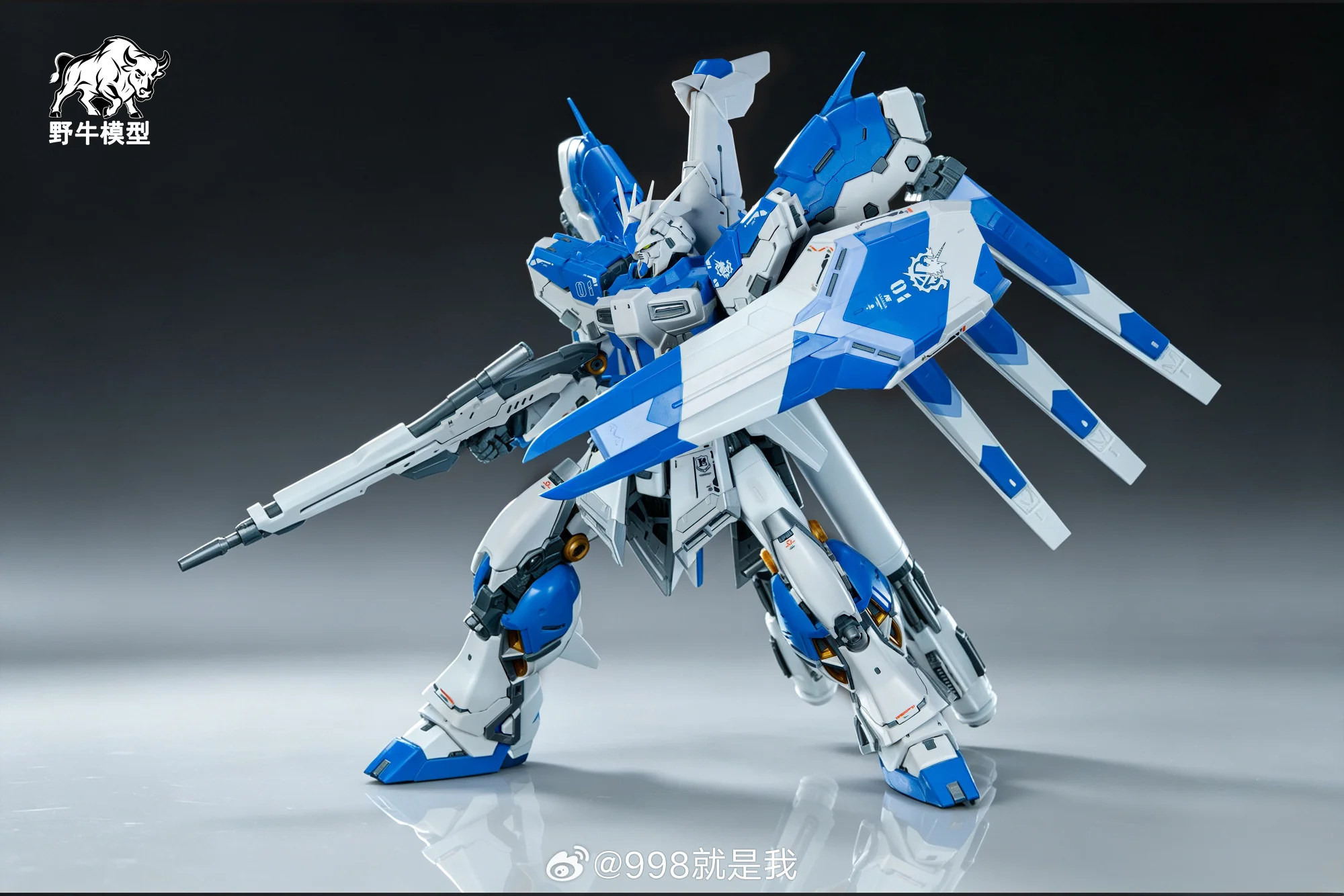 Bison Model 1/100 Enlarged Hi- - огляд і ціна Model Kit Armored Core