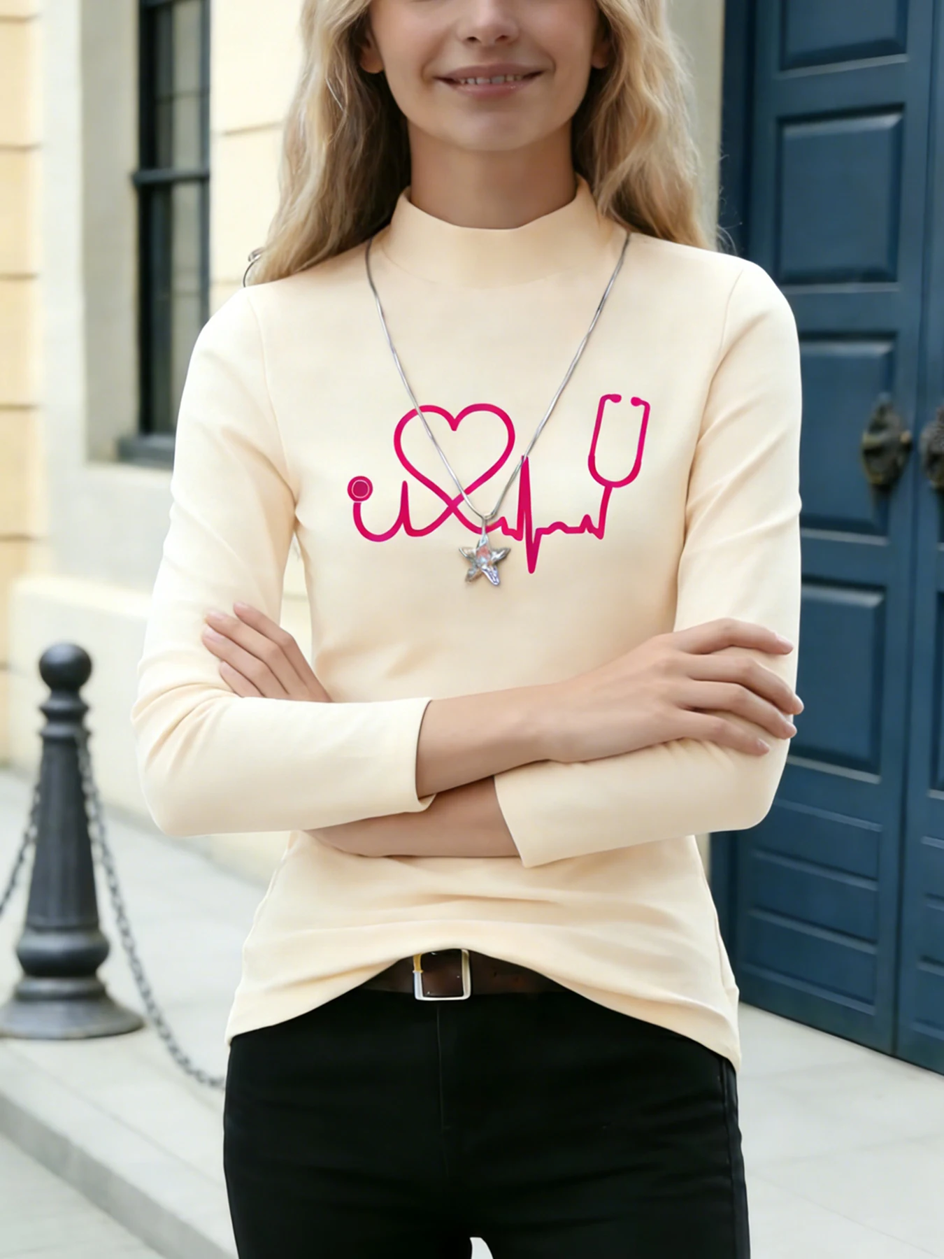 Vrouwen Mock Hals Lange Mouw Tops Roze Hart Stethoscoop Print Casual Blouse Mode Dagelijks T-shirt Zachte Top Voor Lente Herfst