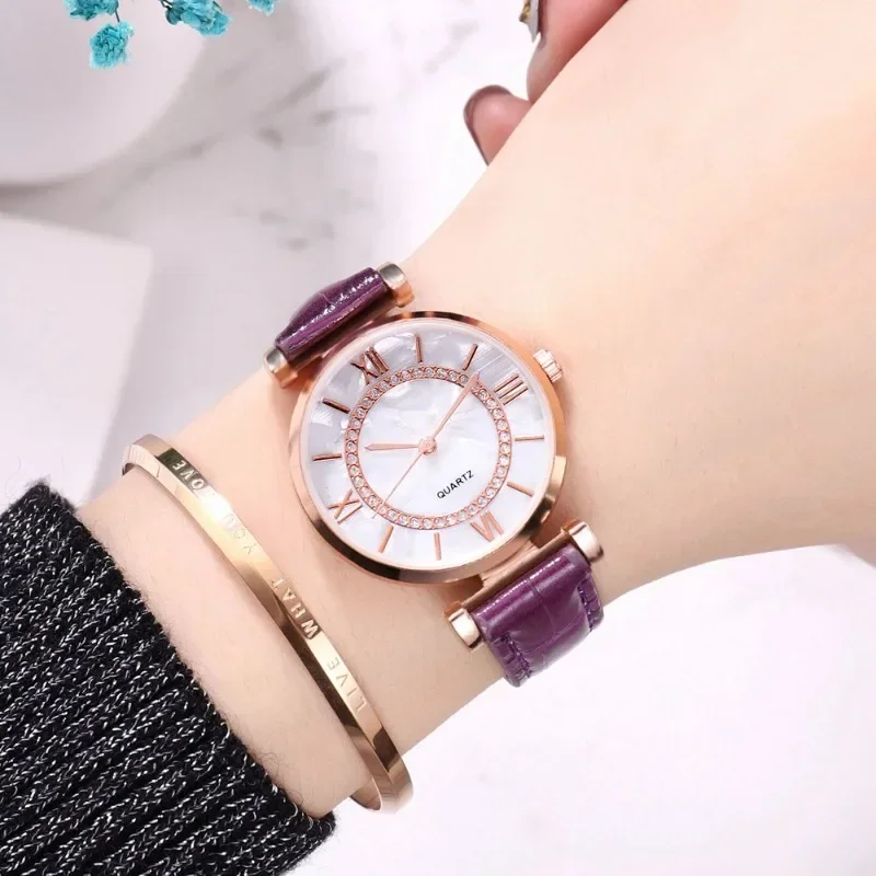 Women's Watches Fashion Quartz Wristwatches Couple Wrist Watches Luxury Crystal Women Bracelet Digital Wristwatch Reloj Mujer