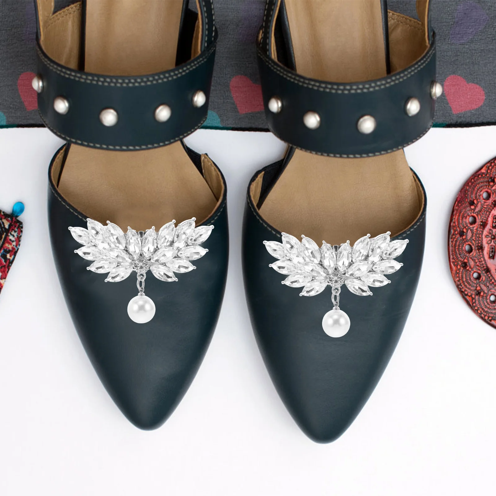 

2Pcs Detachable Rhinestones Pearl Shoe Flower Buckles Elegant Clips Wedding Bridal Shoe Charms Jewelry Accessories High Heels