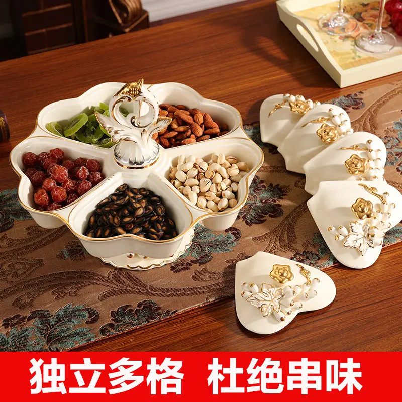Luxury European fruit plate ceramic high-end creative rotating dried  grid with cover household coffee table ornament
