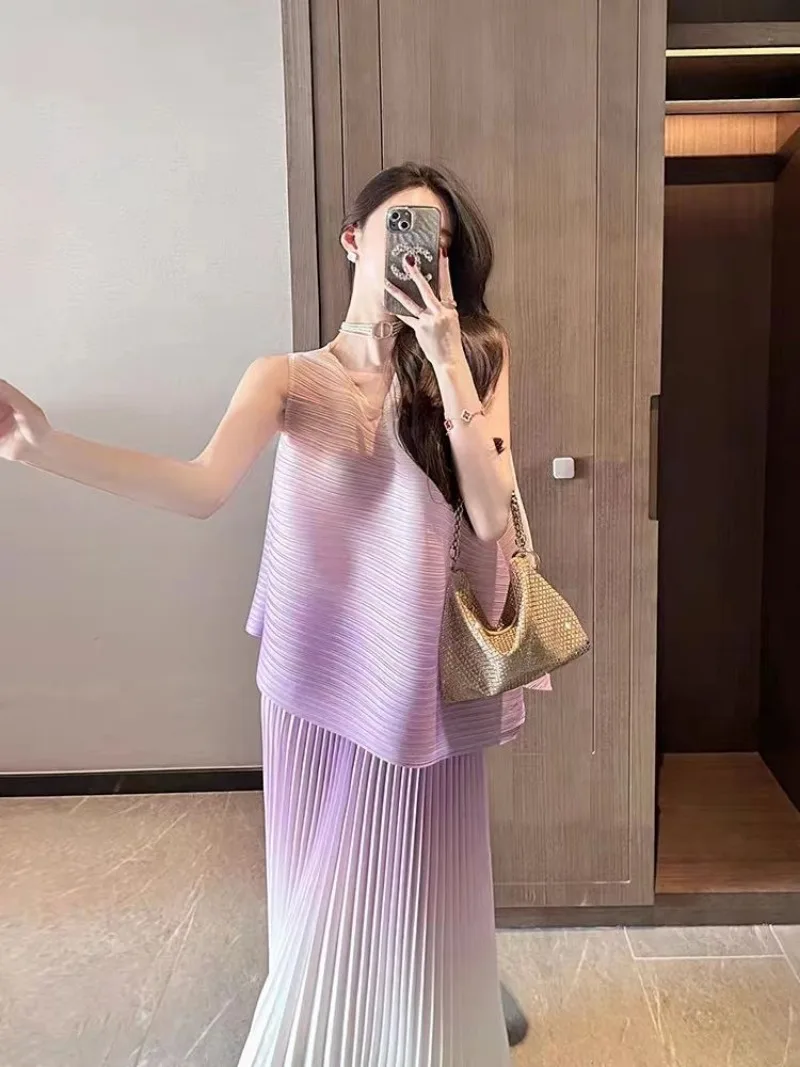 Purple Lifetime Small Fragrance Set Skirt for Women Summer 2023 New Pleated O Neck Sleeveless Shirt Two Piece Set Of Female Tops