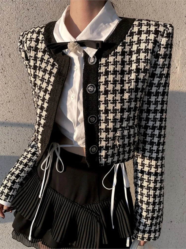 

Elegant Cropped Jacket Women French Vintage Single Breasted Long Sleeve O-neck Top Autumn Y2k All-match Houndstooth Coats New