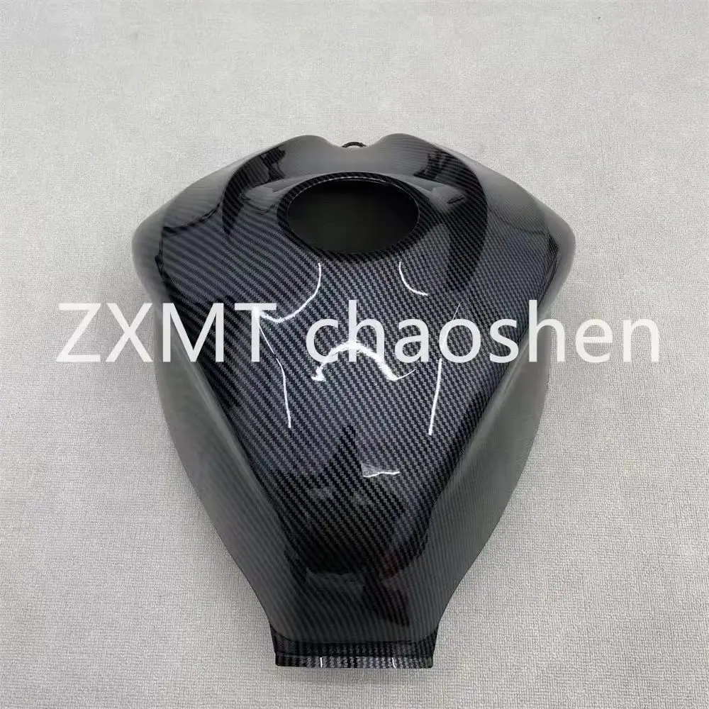 ABS Motorcycle Fairings are suitable for GSXR600-750 K6 K7 fuel tank caps in 2006 and 2007 with carbon fiber paint.