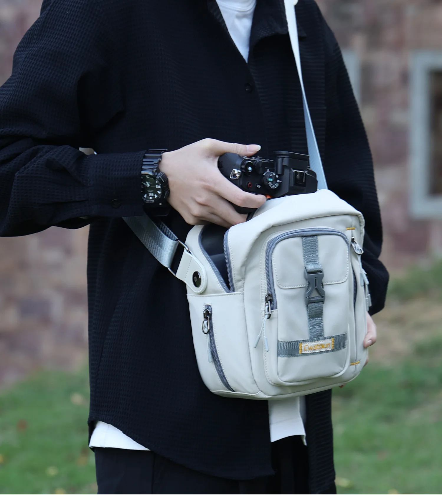 

camera sling bag Waterproof Photography Crossbody Camera handBag with Tripod Holder& Ipad Compartment DSLR /SLR Shoulder Bag