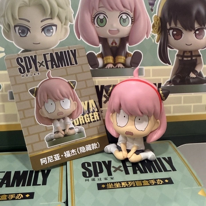 

Anime Spy×Family Anya Figurine Blind Box Mini Adorable Doll Figure Yor Forger Kawaii Model Kids Toys Birthday Gift Surprise Box