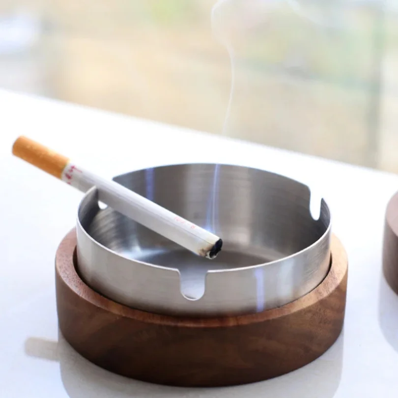 

New Creative Ashtrays With Lid Walnut Wood Desktop Ashtray Stainless Steel Windproof Ash Tray for Smoking Office Home Decoration