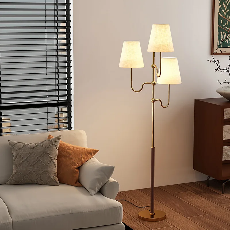 French antique floor lamp wabi **** American retro high-end living room sofa bedroom high-value vertical desk lamp