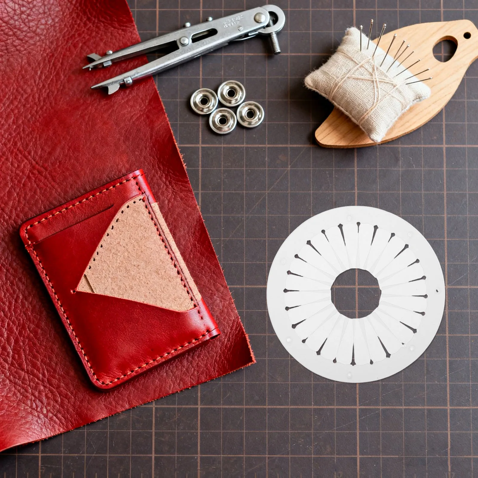 

6Pcs Ribbon Rosette Maker Tool 9Cm DIY Brooch Craft Template for Rosette Badge Flower Making Professional Pleating and Alignment