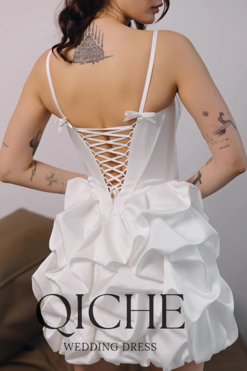 QICHE Modern Mini Pleat Sheath Wedding Dress Spaghetti Straps V-Neck Corset Short Bridal Party Gown Vestidos De Noiva Customized